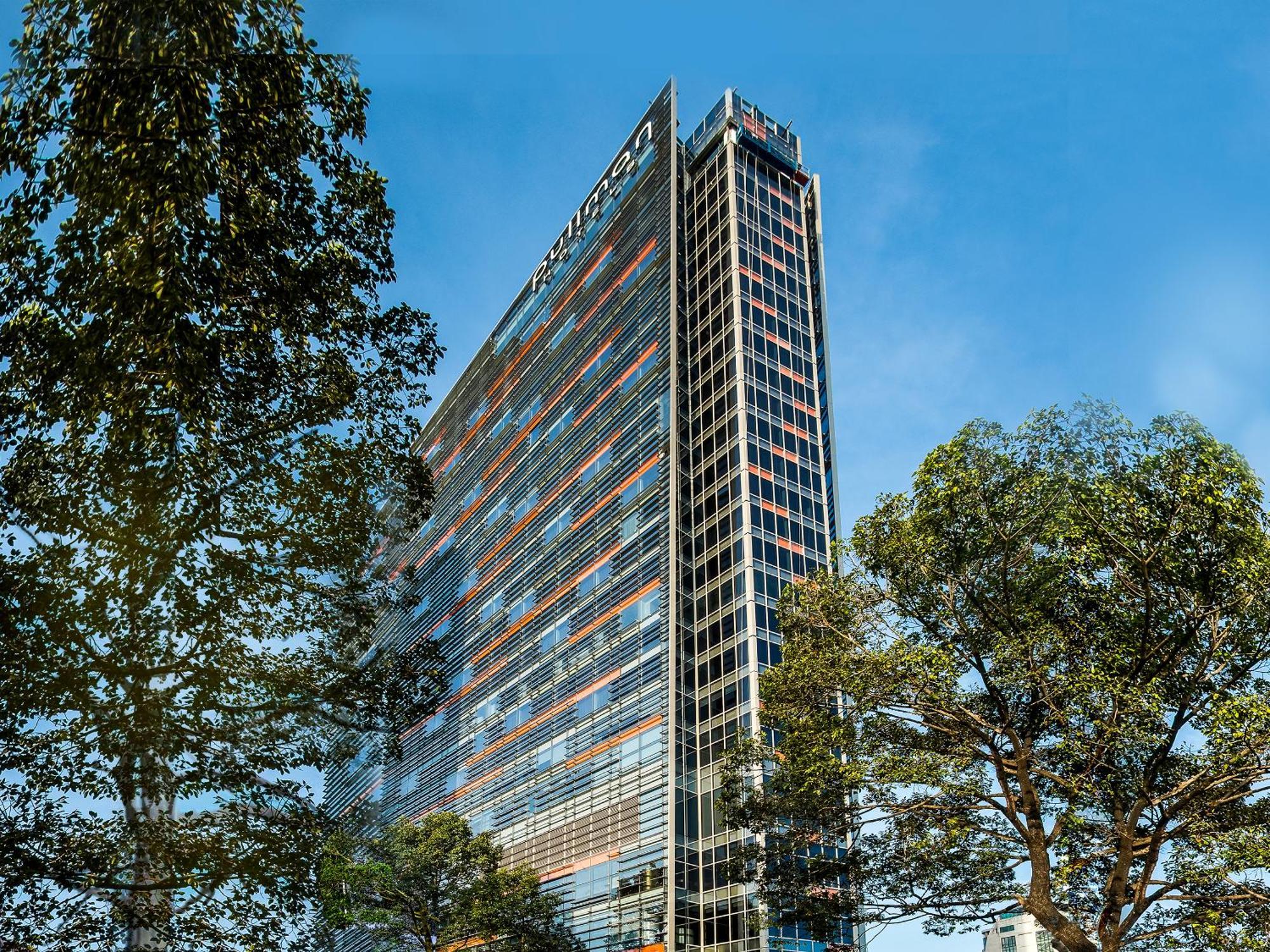 Готель Pullman Saigon Centre Хошимін Екстер'єр фото
